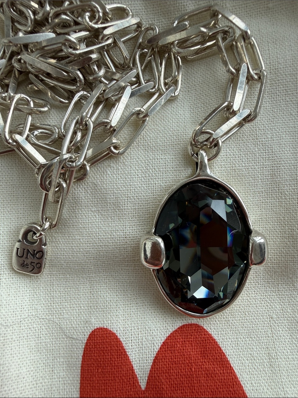 UNO de 50 Silver Chain Necklace with Black Faceted Pendant - Picture 2 of 5